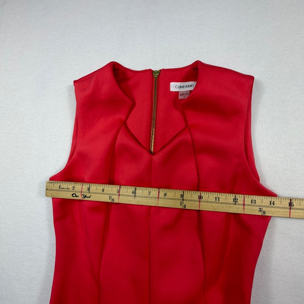 Calvin Klein Red Sleeveless Notched Neck Sheath Dress Size 2 Exposed Gold Zipper - Picture 2 of 7